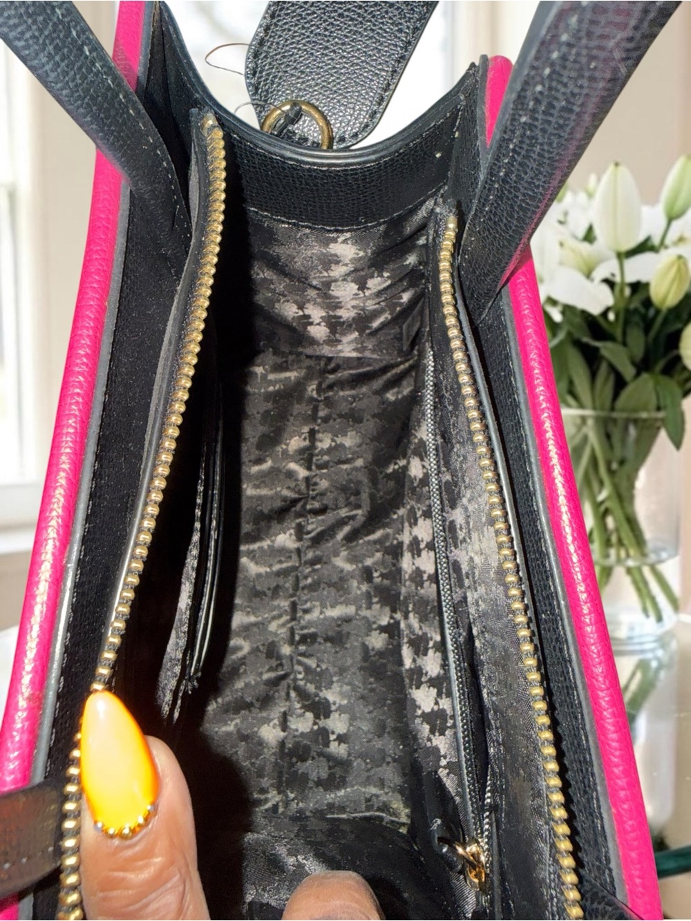 Karl Lagerfeld Paris Charline Crossbody Bag with Heart Charms LIKE NEW - Picture 12 of 16
